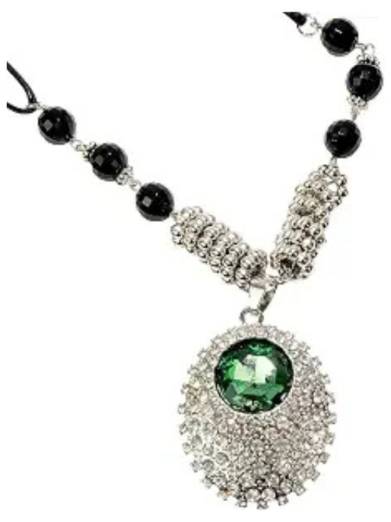 Emerald Pendant Zircon Necklace With Black Beads